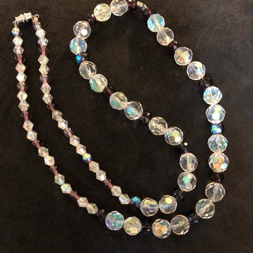 Sparkly aura borealis graduated beaded necklace